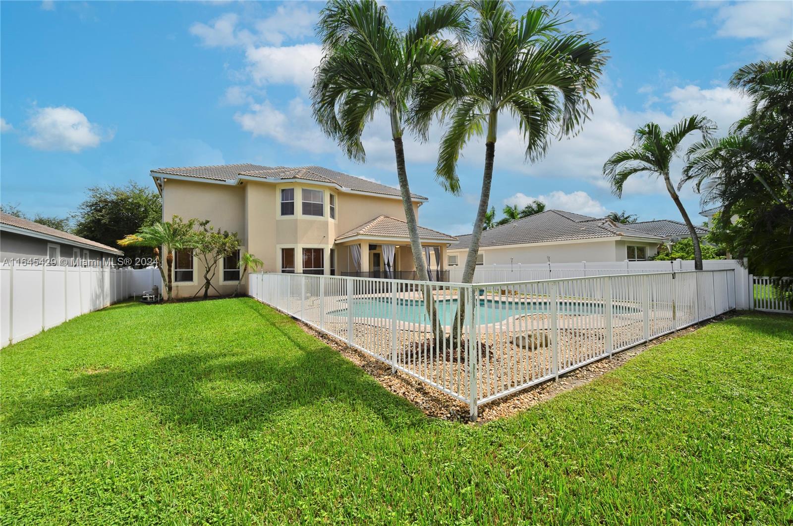5238 SW 149th Ave # 5238