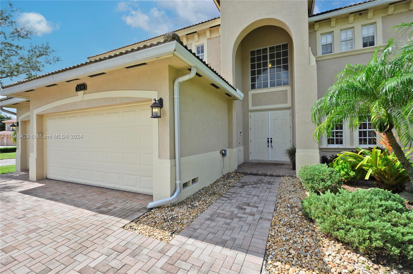 5238 SW 149th Ave # 5238