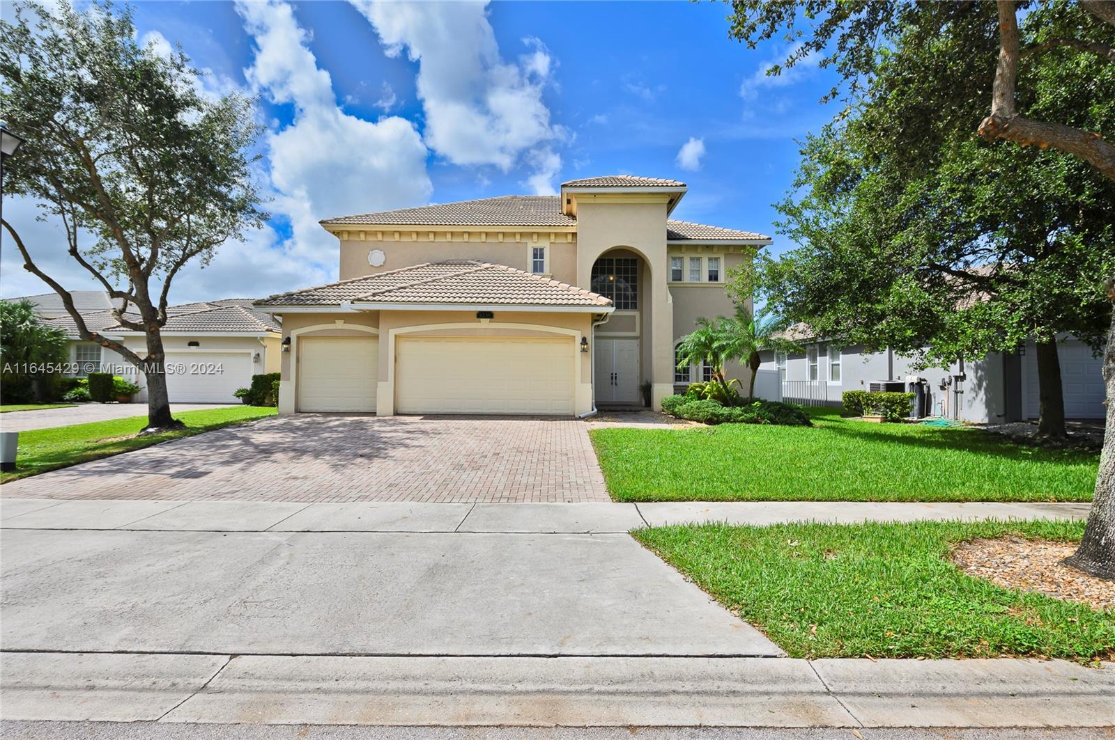 5238 SW 149th Ave # 5238