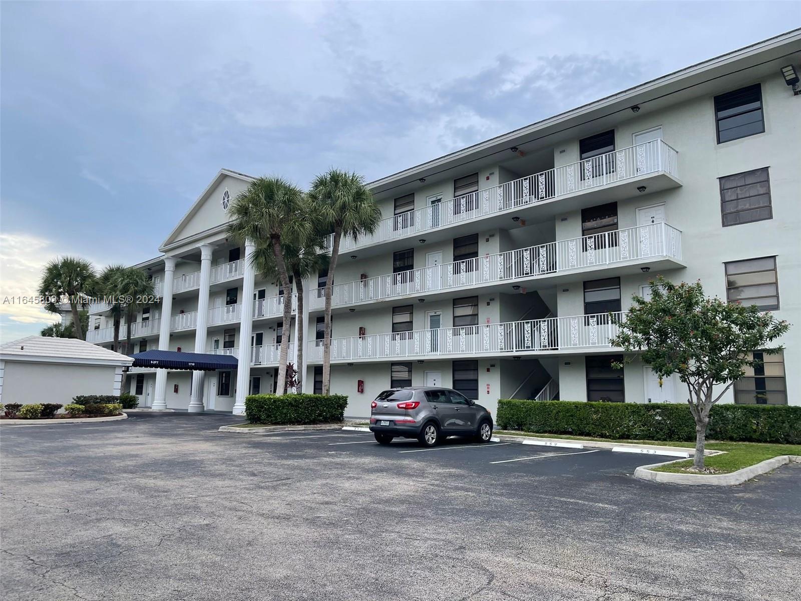 1719 Whitehall Dr # 302