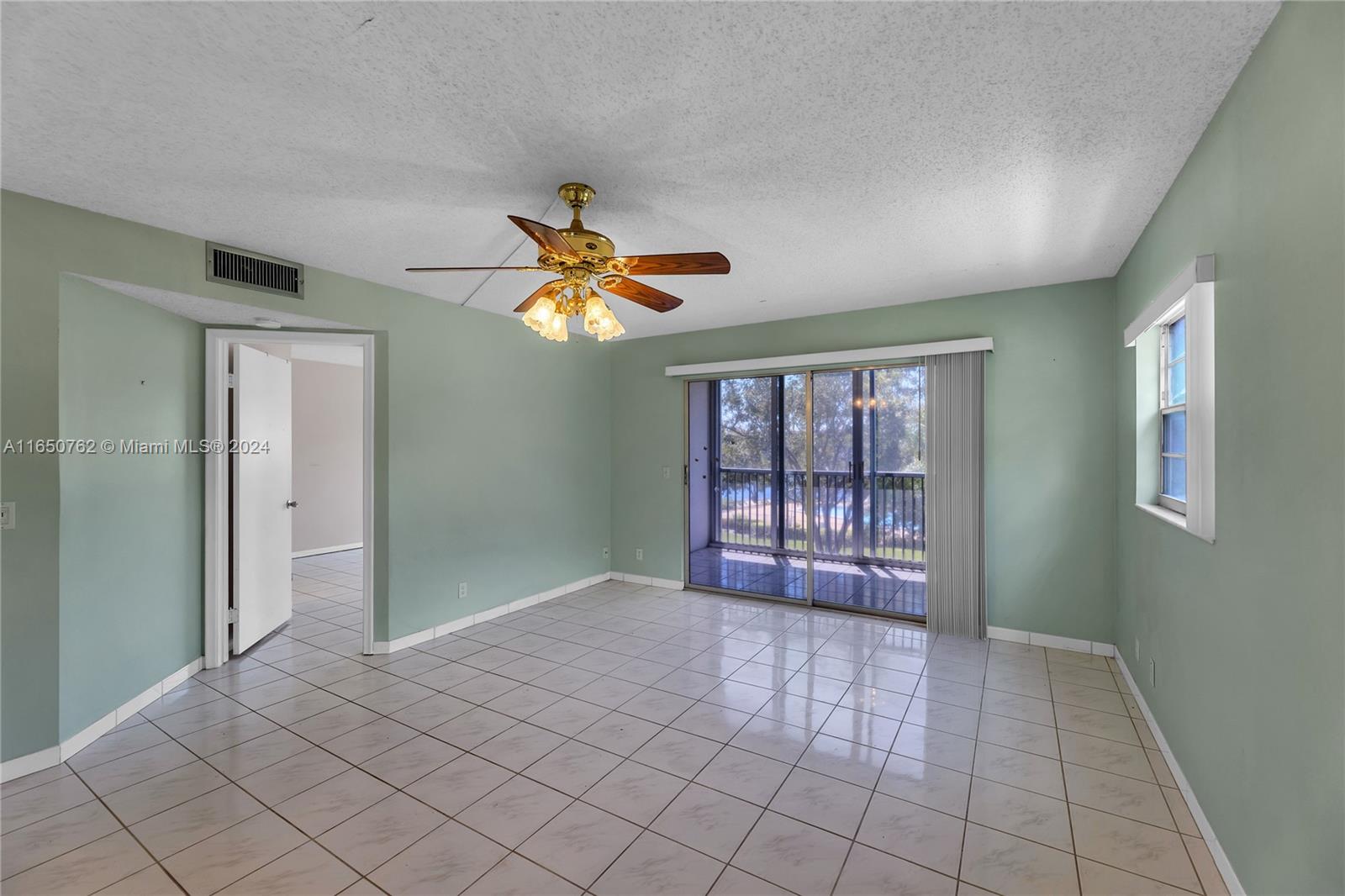 1200 SW 130th Ave # 312G