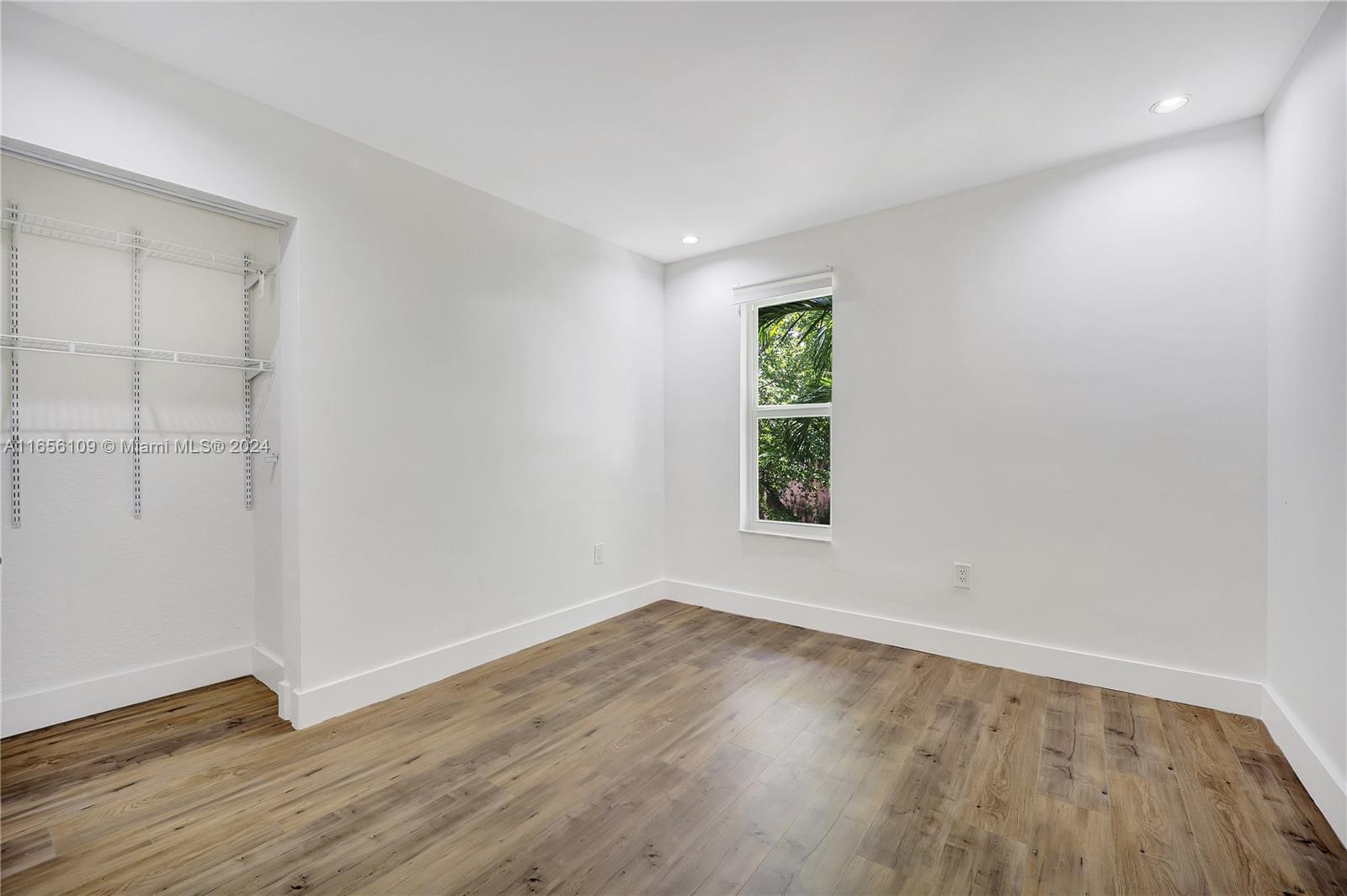 235 Antilla Ave # 6