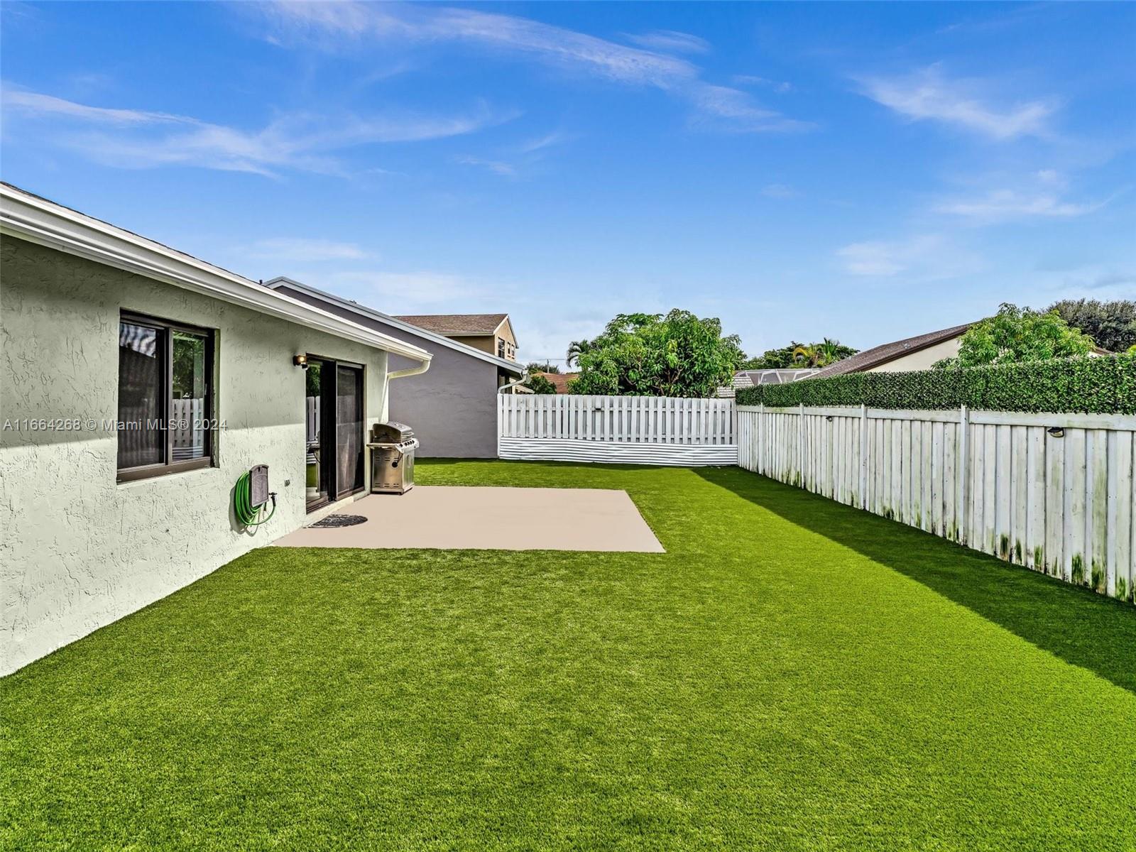 13700 Oak Ridge Dr # 13700