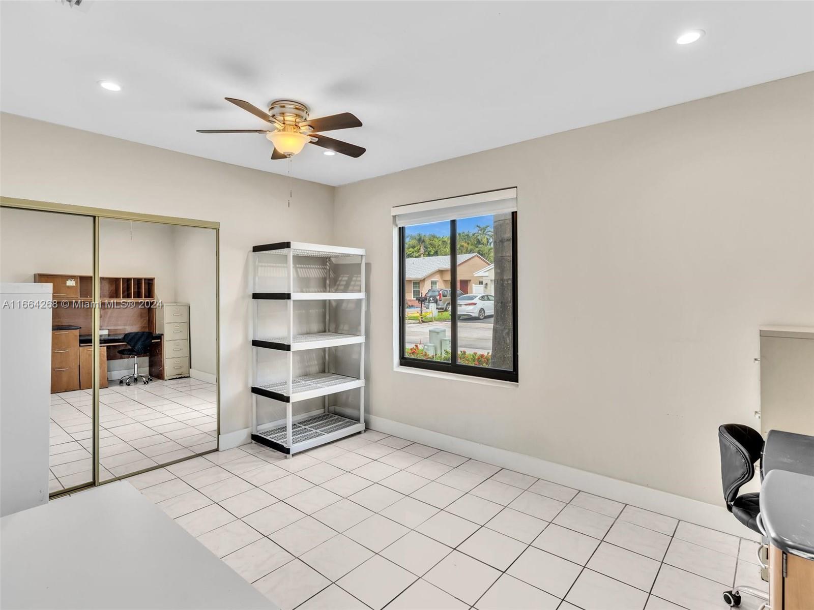 13700 Oak Ridge Dr # 13700