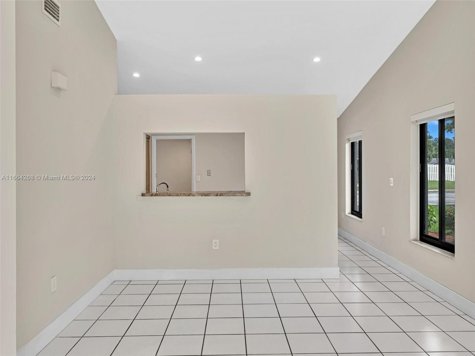 13700 Oak Ridge Dr # 13700