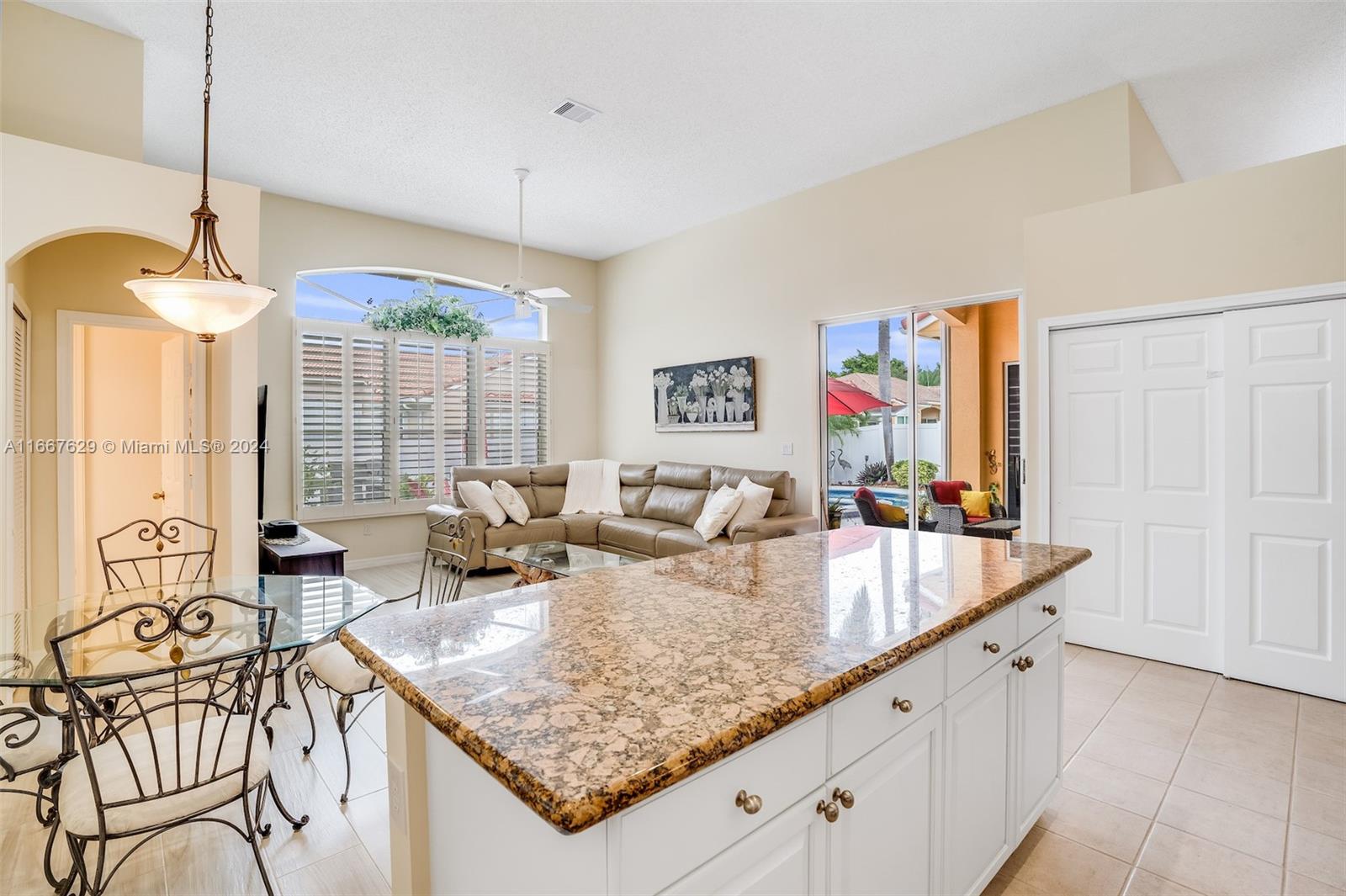 332 SW 187th Ter