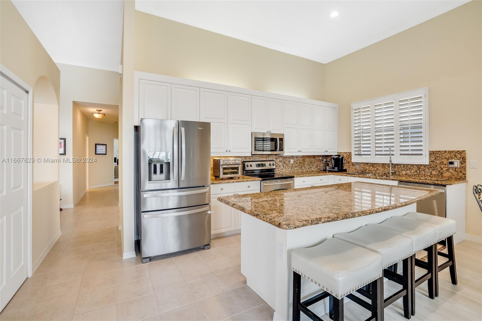332 SW 187th Ter