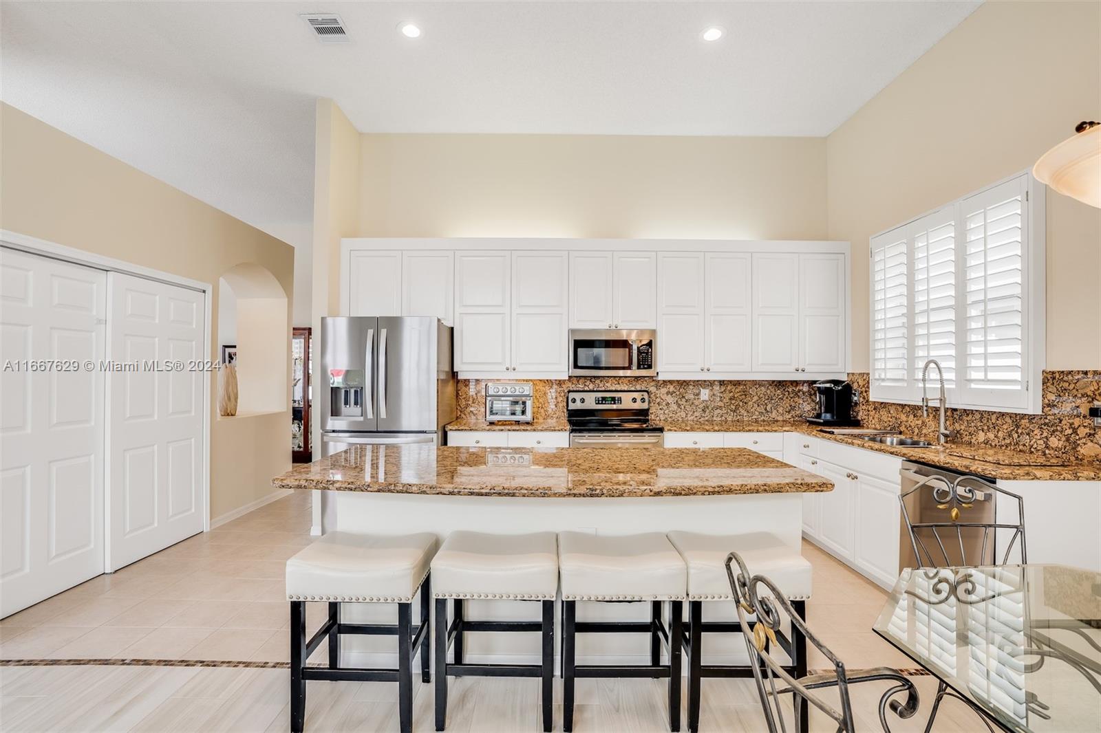 332 SW 187th Ter