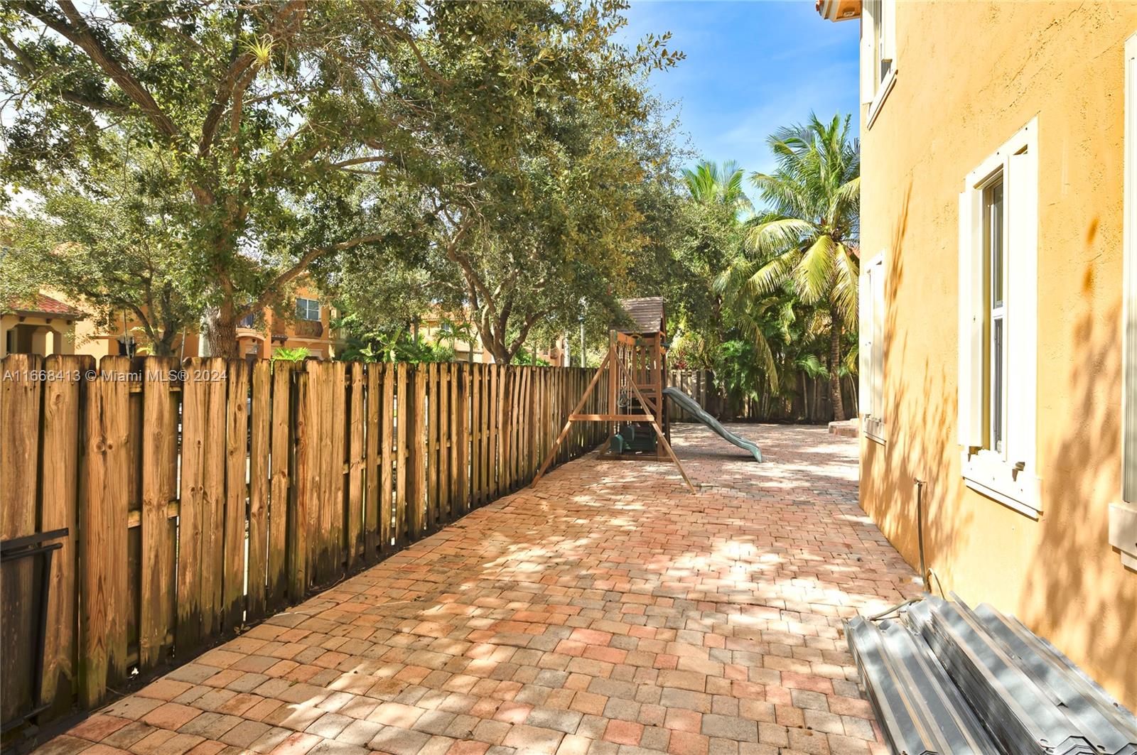 3184 SW 154th Pl
