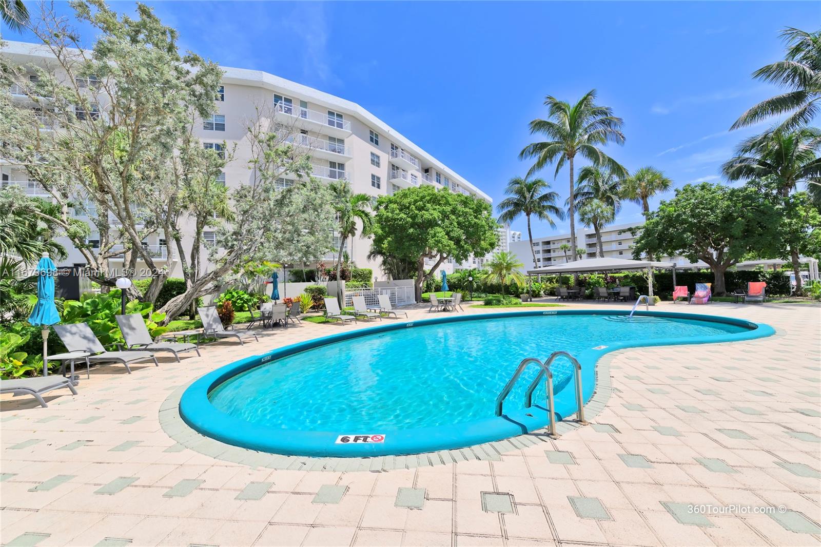 2851 S Ocean Blvd # 5T