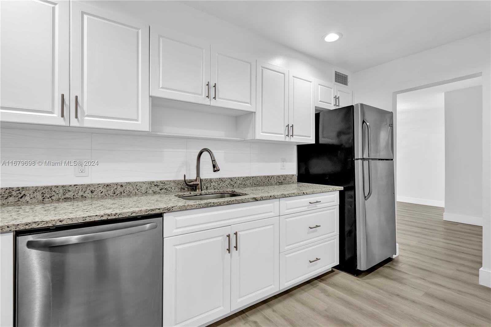 2851 S Ocean Blvd # 5T