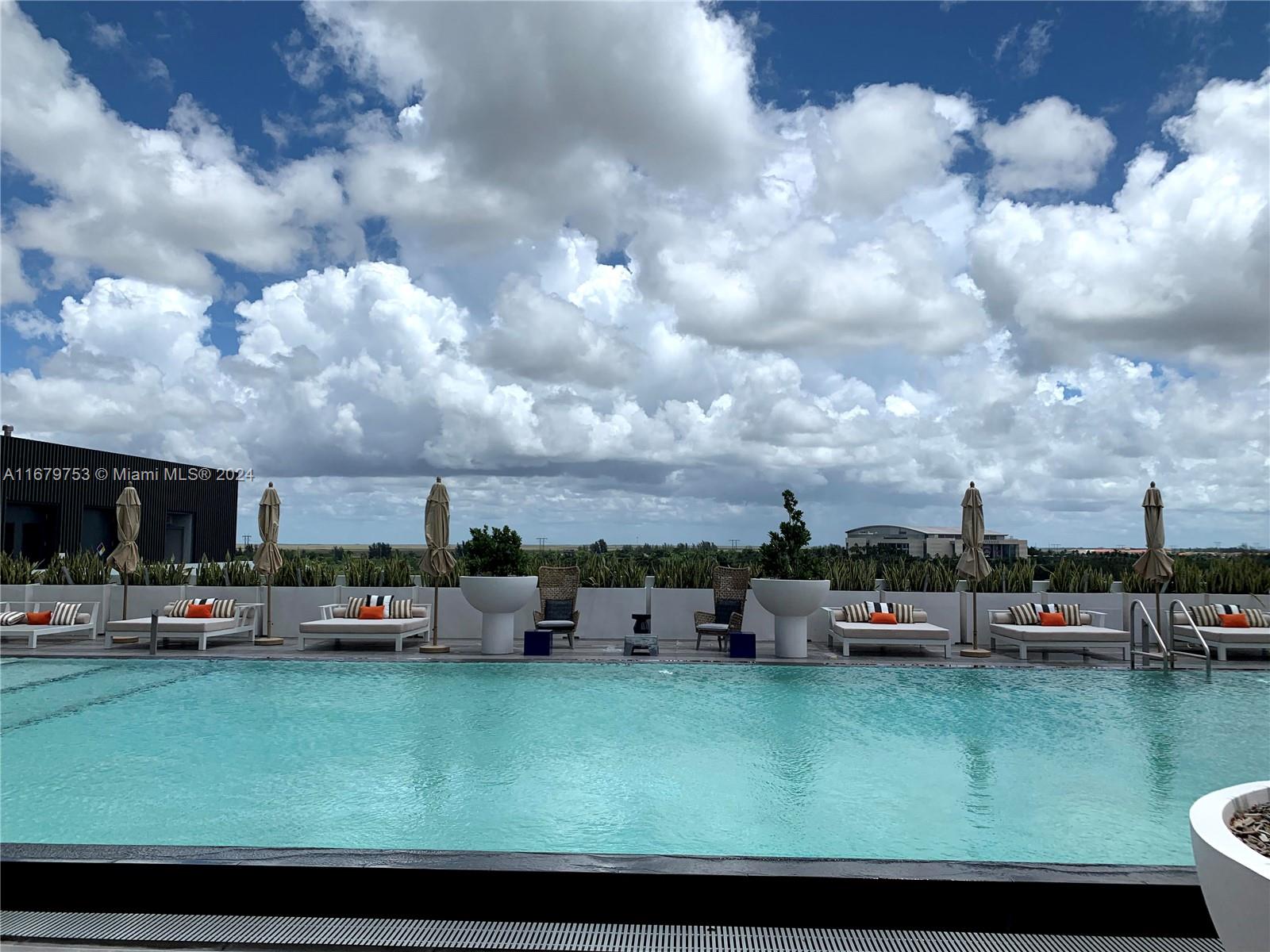 2000 W Metropica Way # 1603