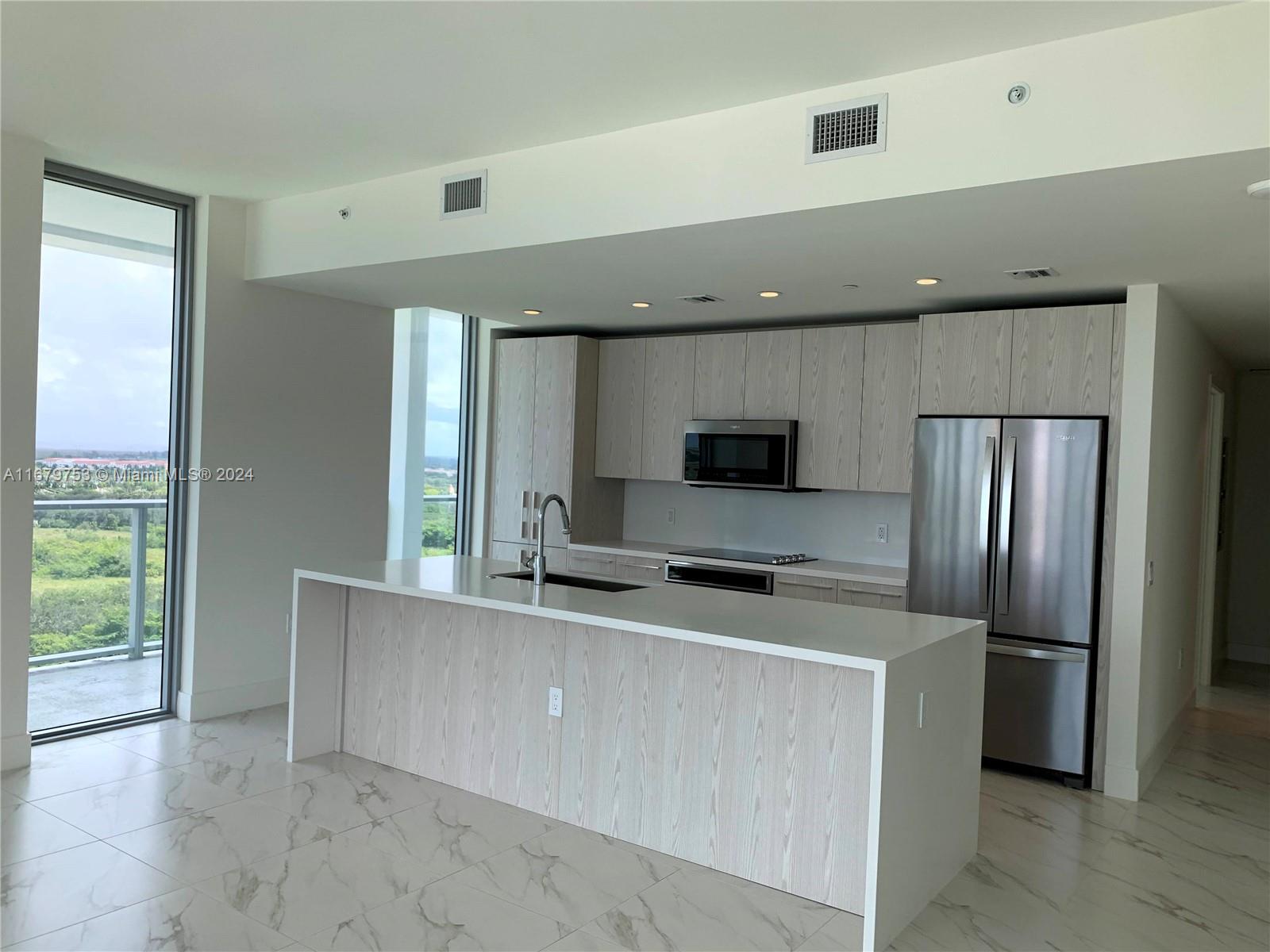 2000 W Metropica Way # 1603