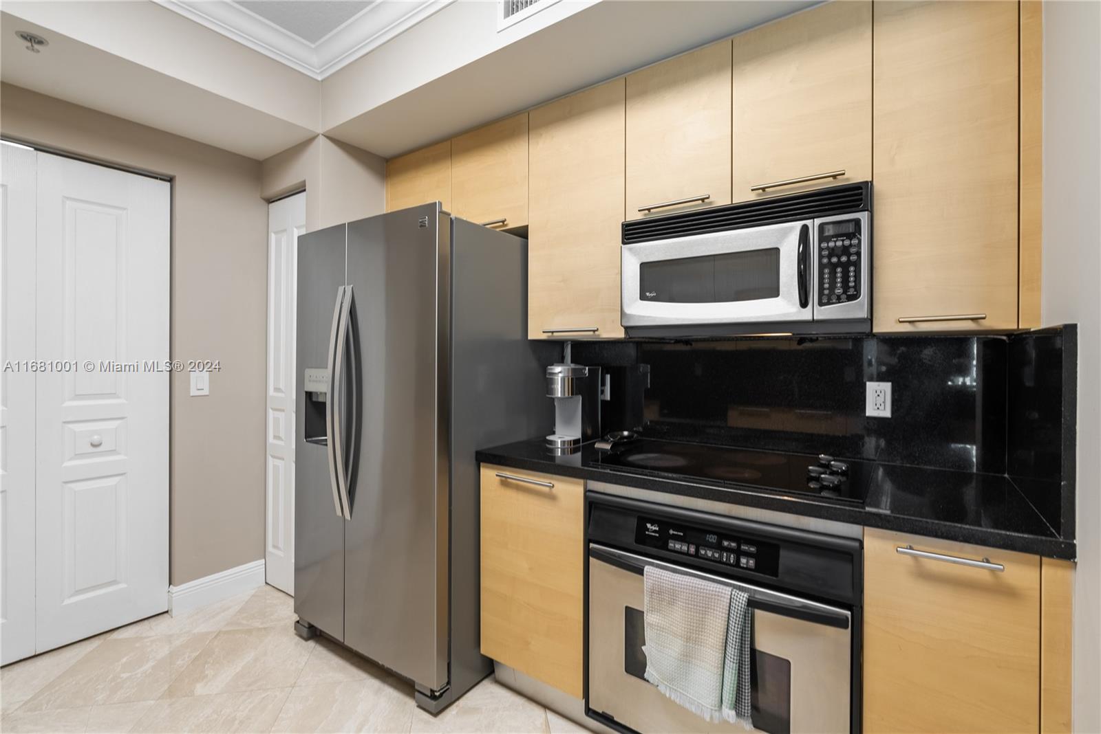350 SE 2nd St # 2550