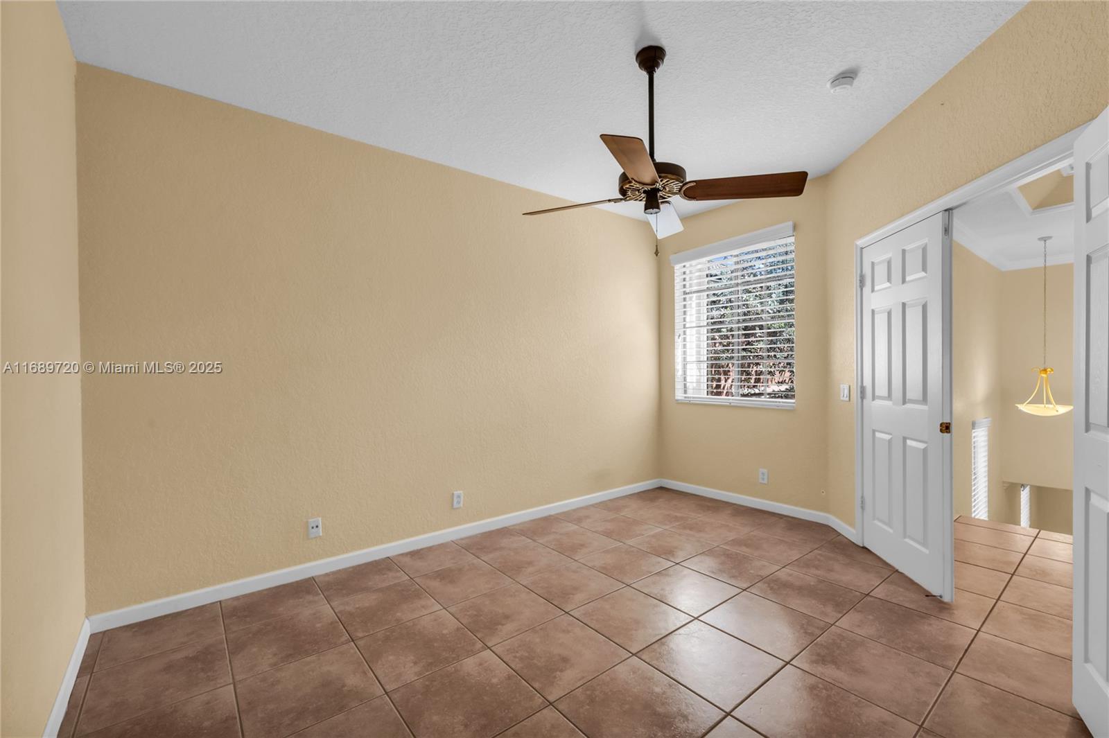 2814 Kinsington Cir # 3 Unit: 28-3