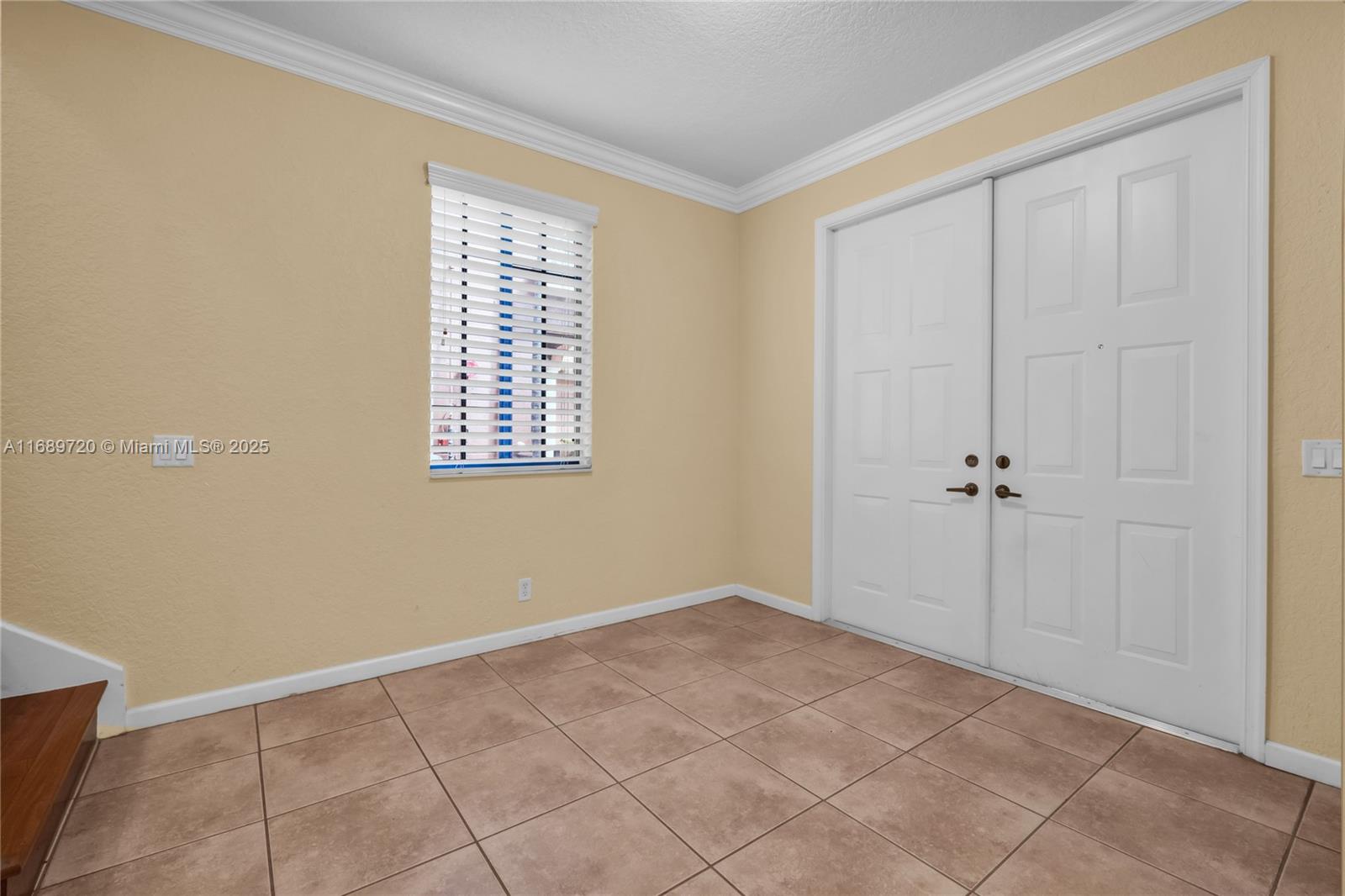 2814 Kinsington Cir # 3 Unit: 28-3