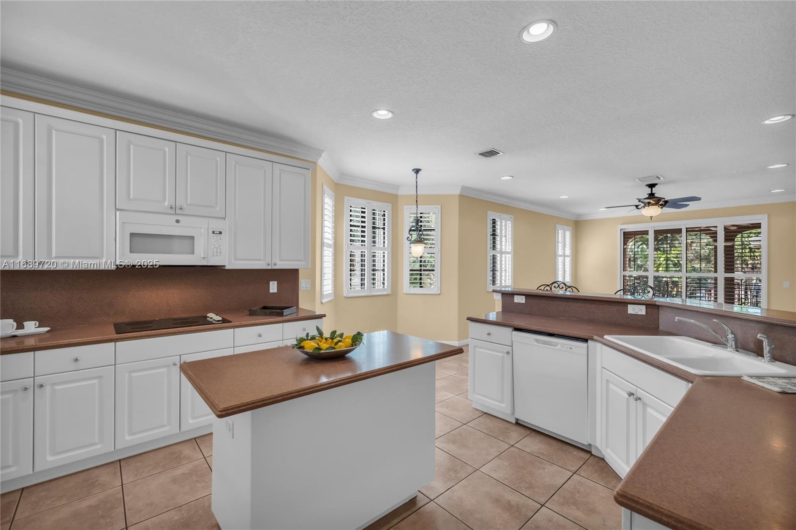 2814 Kinsington Cir # 3 Unit: 28-3