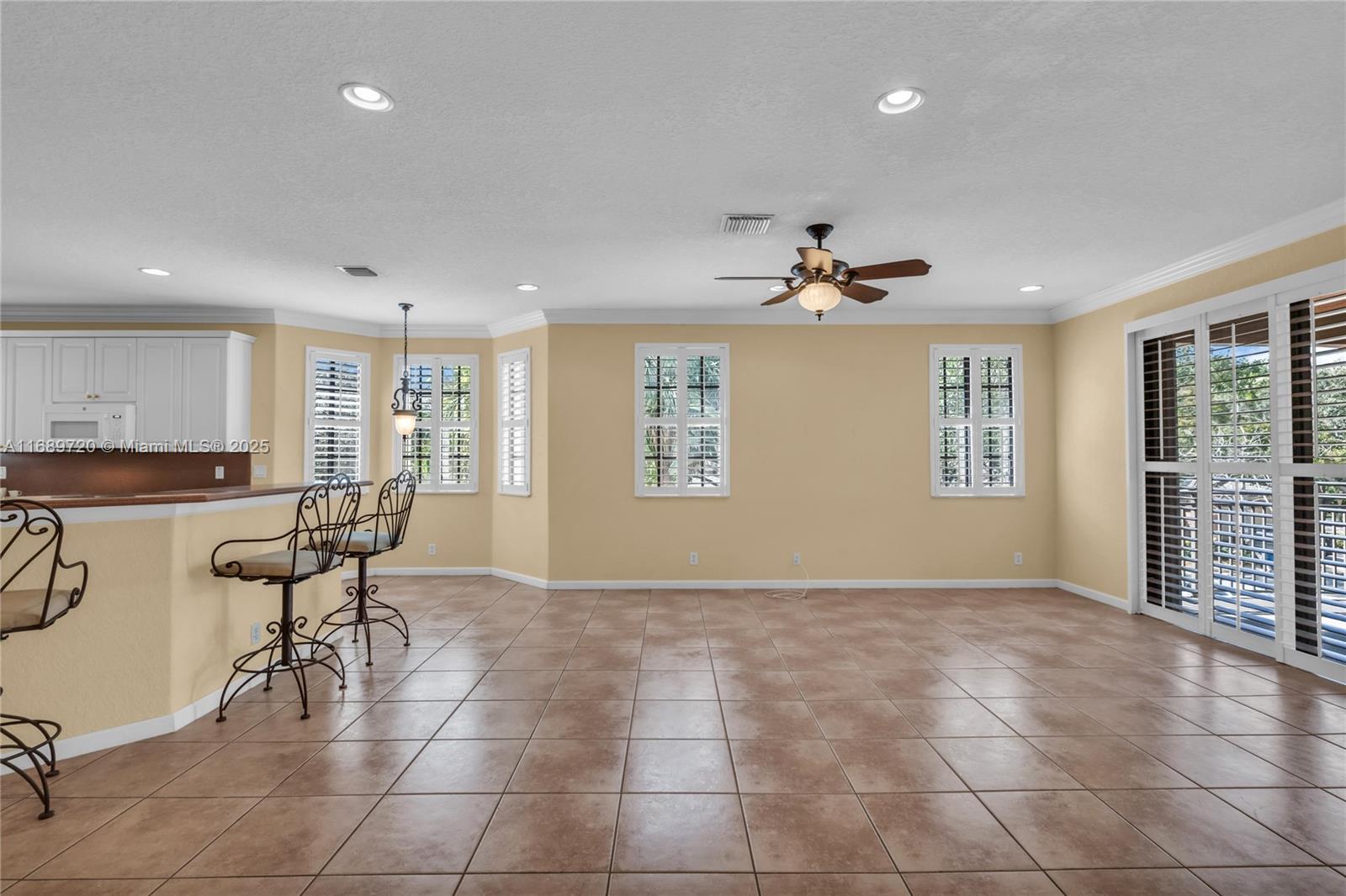 2814 Kinsington Cir # 3 Unit: 28-3