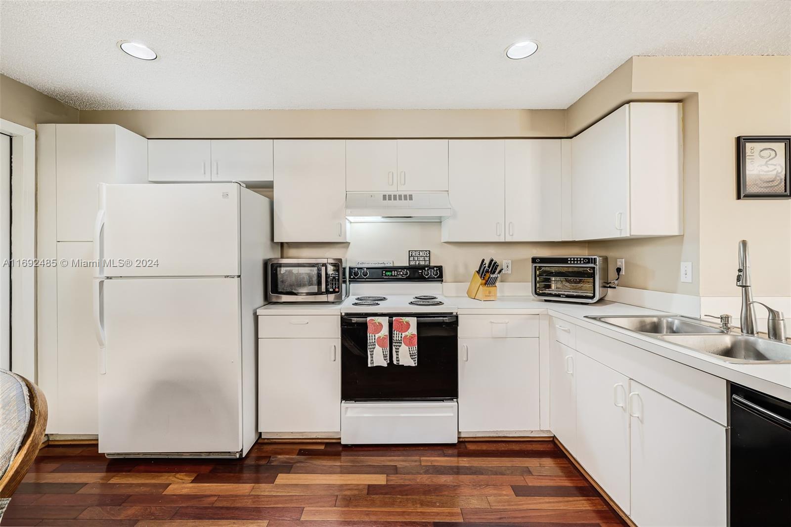 1477 Barcelona Way # 28 Unit: 6-28