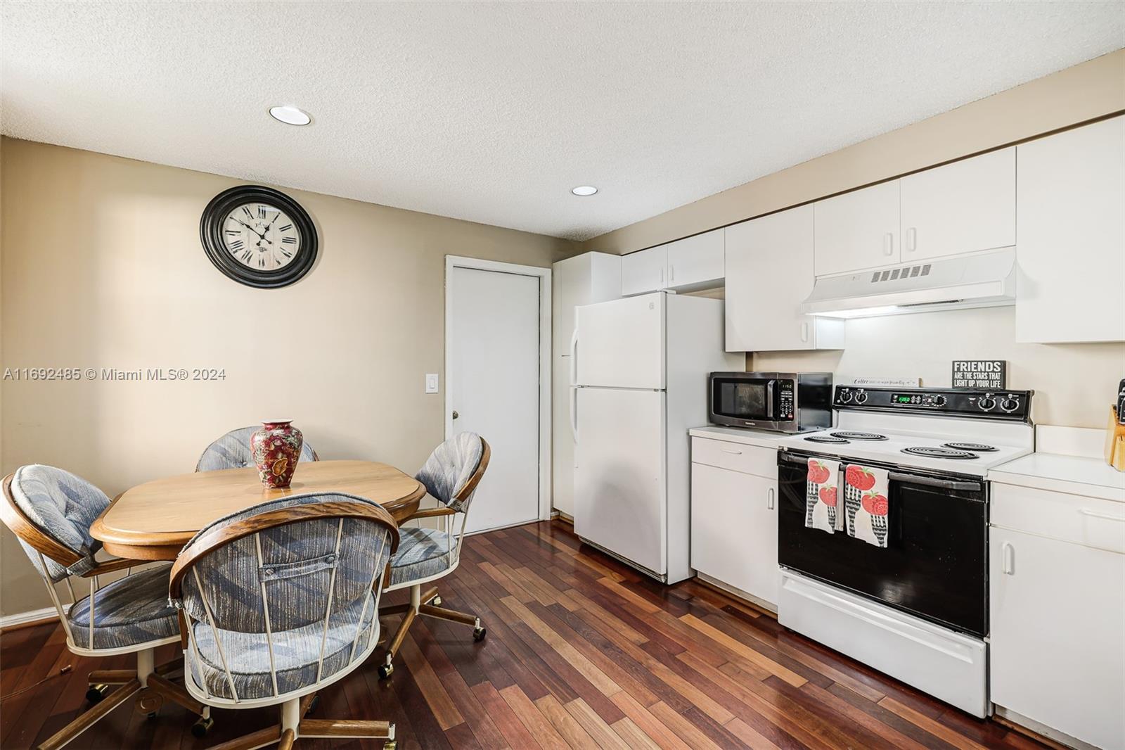 1477 Barcelona Way # 28 Unit: 6-28
