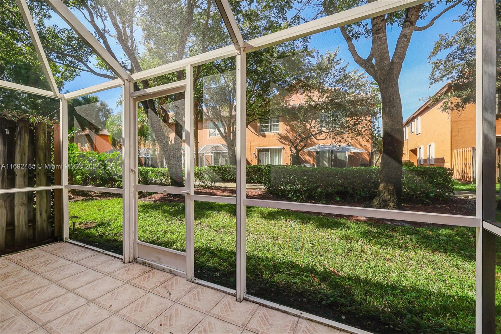 1477 Barcelona Way # 28 Unit: 6-28