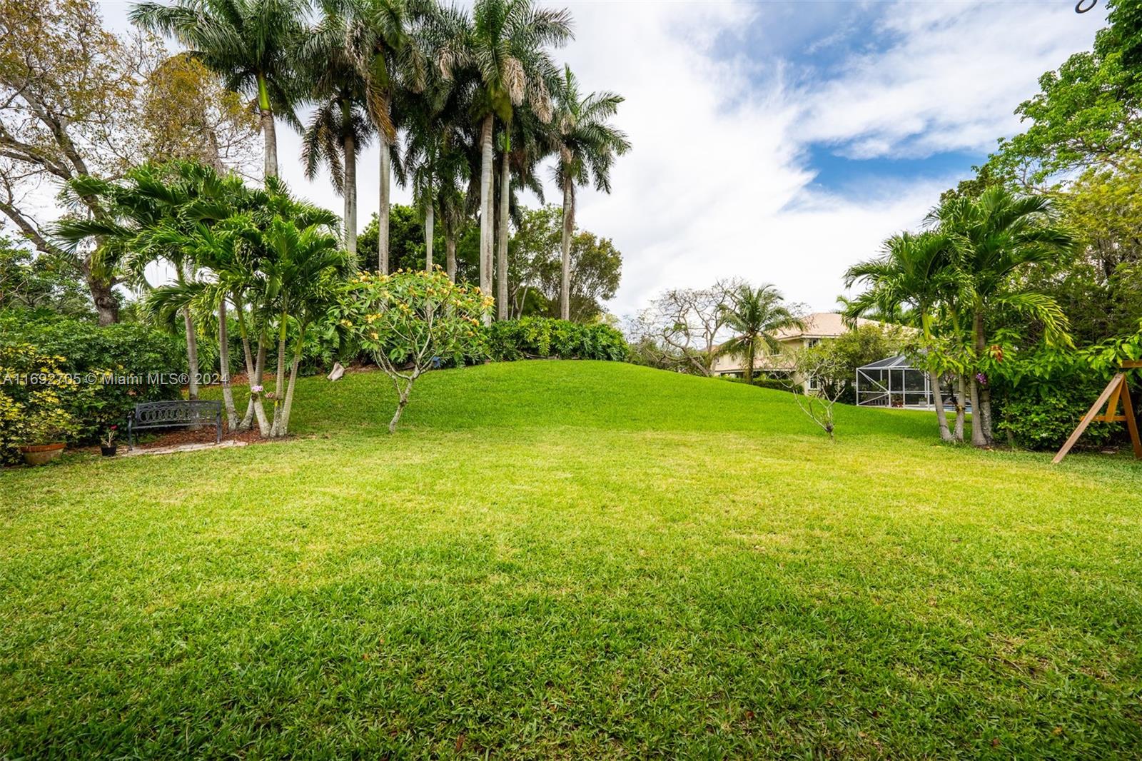 3745 Heron Ridge Ln