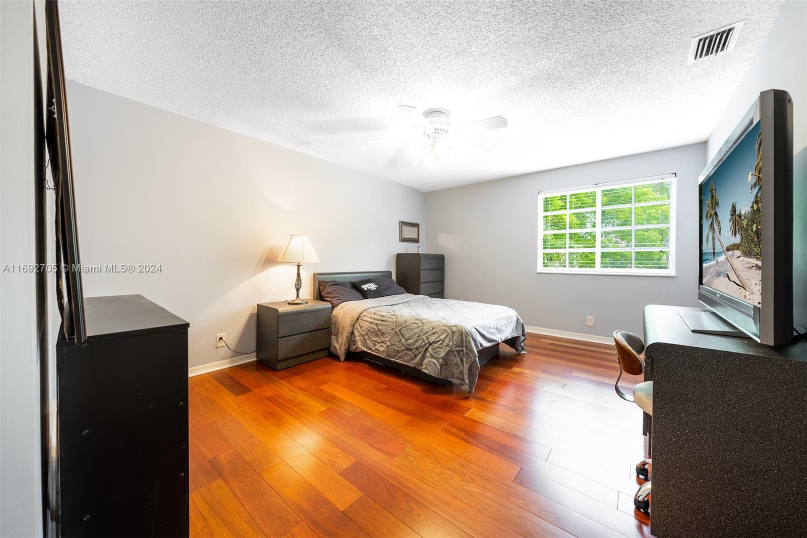 3745 Heron Ridge Ln
