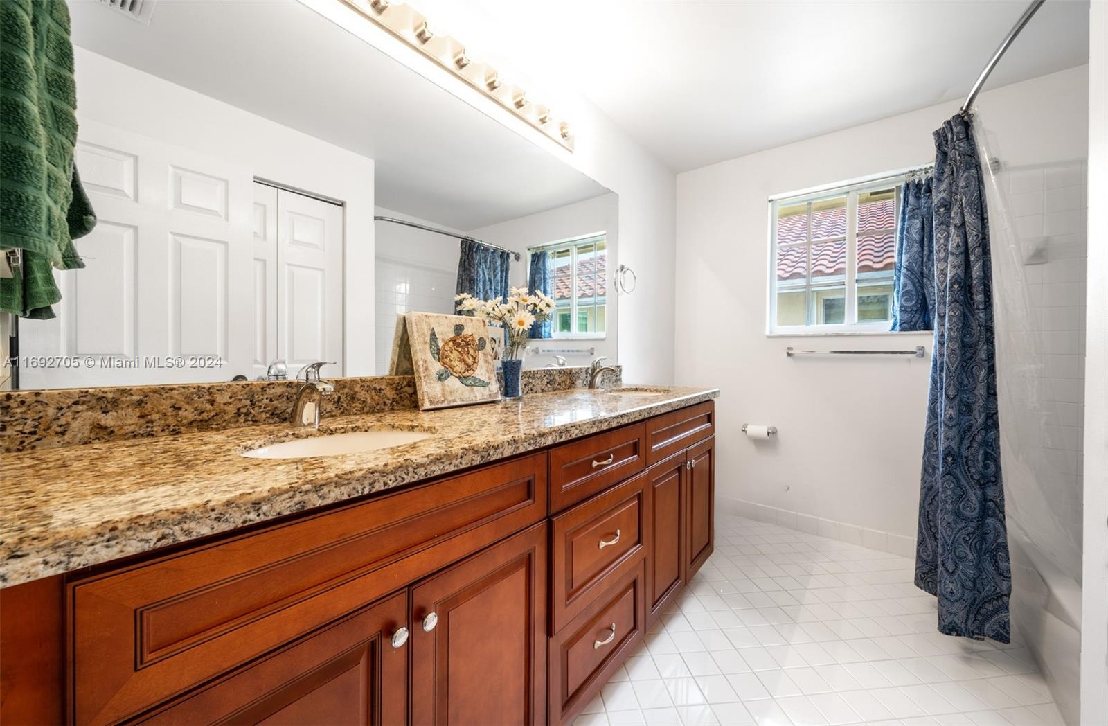 3745 Heron Ridge Ln