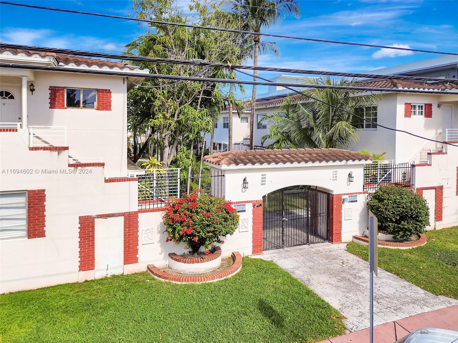 1195 Marseille Dr # 5