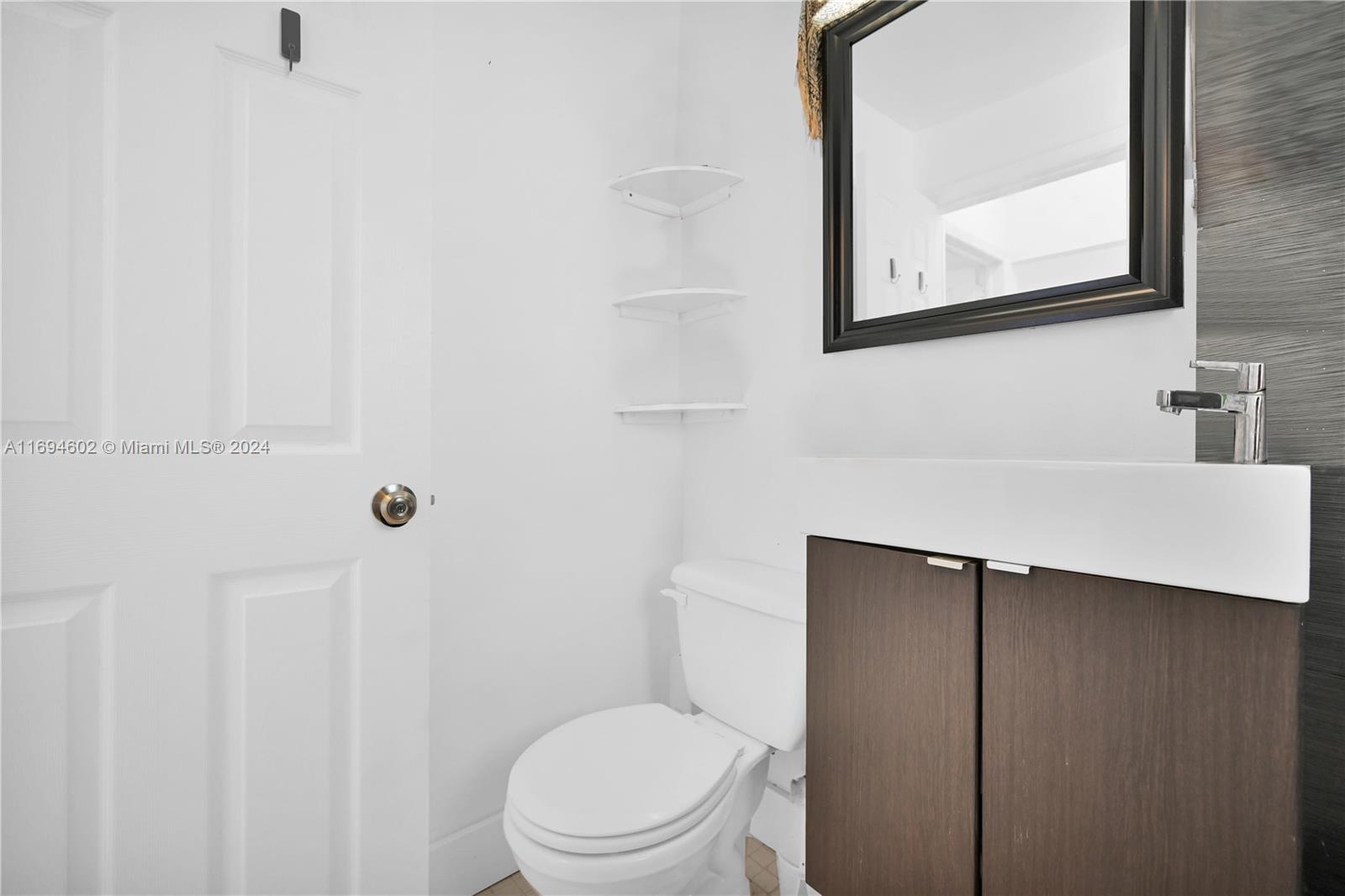 1195 Marseille Dr # 5