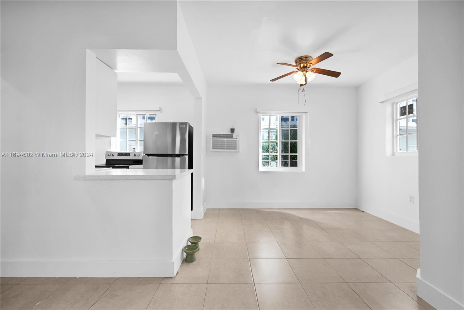 1195 Marseille Dr # 5
