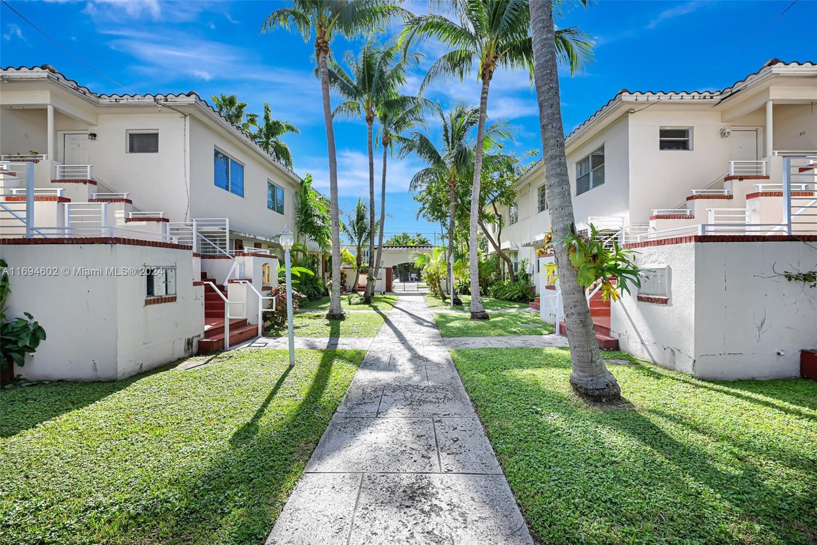 1195 Marseille Dr # 5