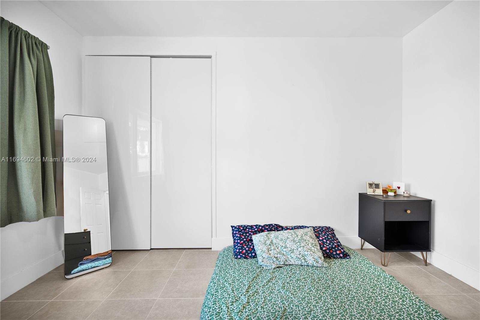 1195 Marseille Dr # 5