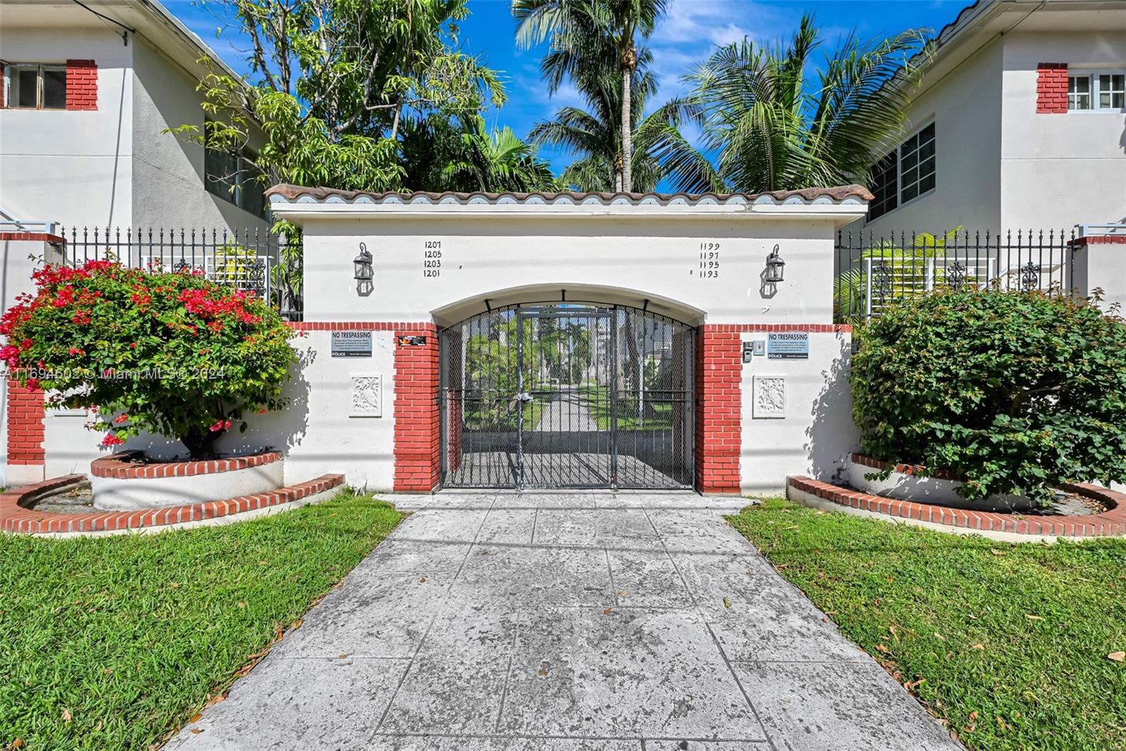 1195 Marseille Dr # 5