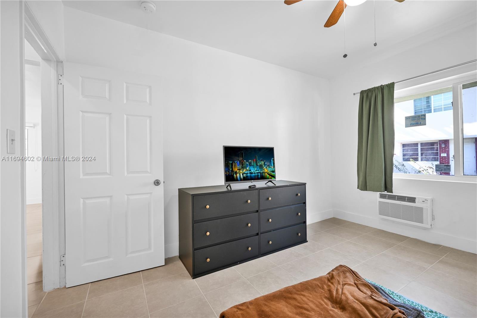1195 Marseille Dr # 5