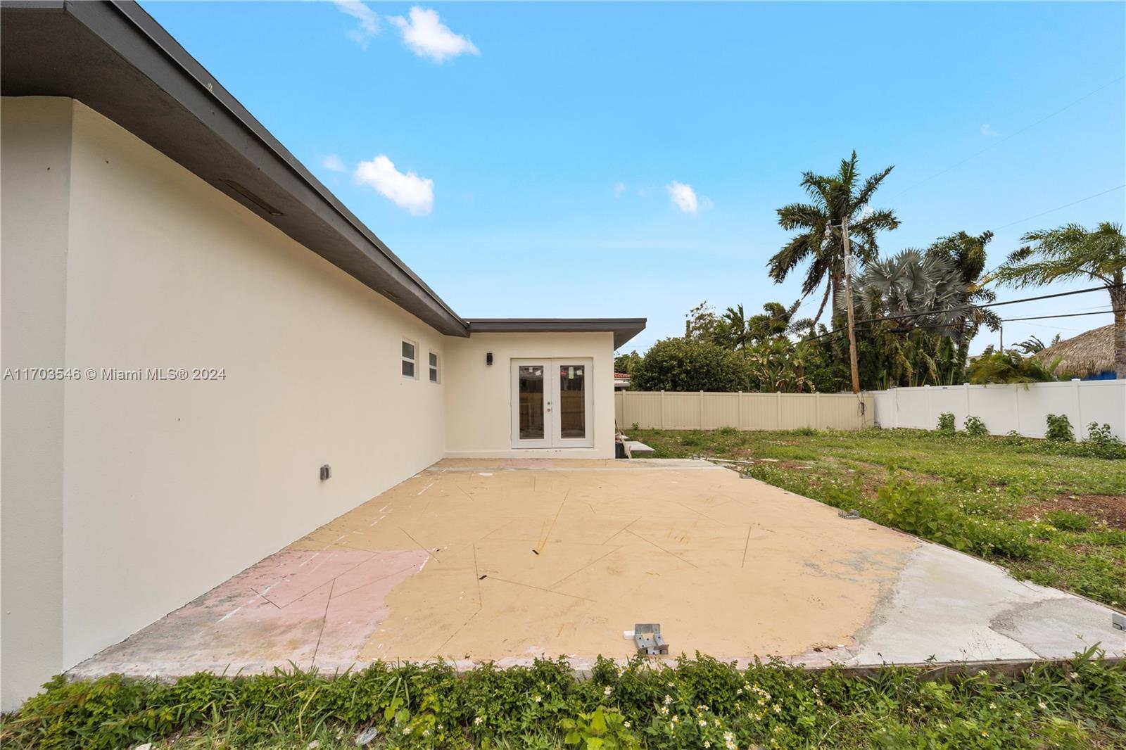4826 NE 17th Ter