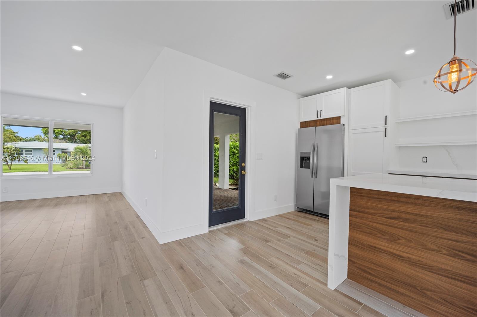 4826 NE 17th Ter