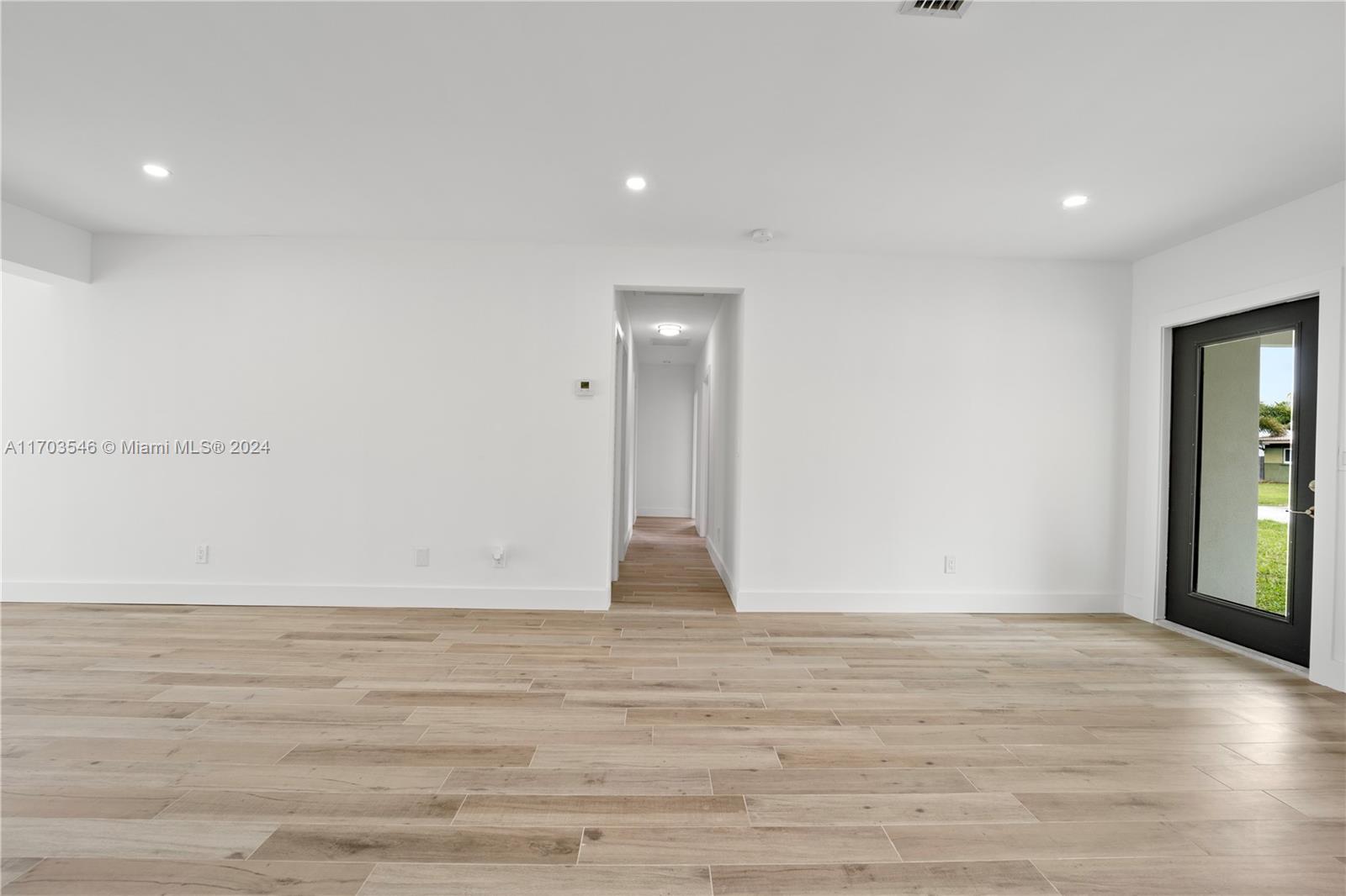 4826 NE 17th Ter
