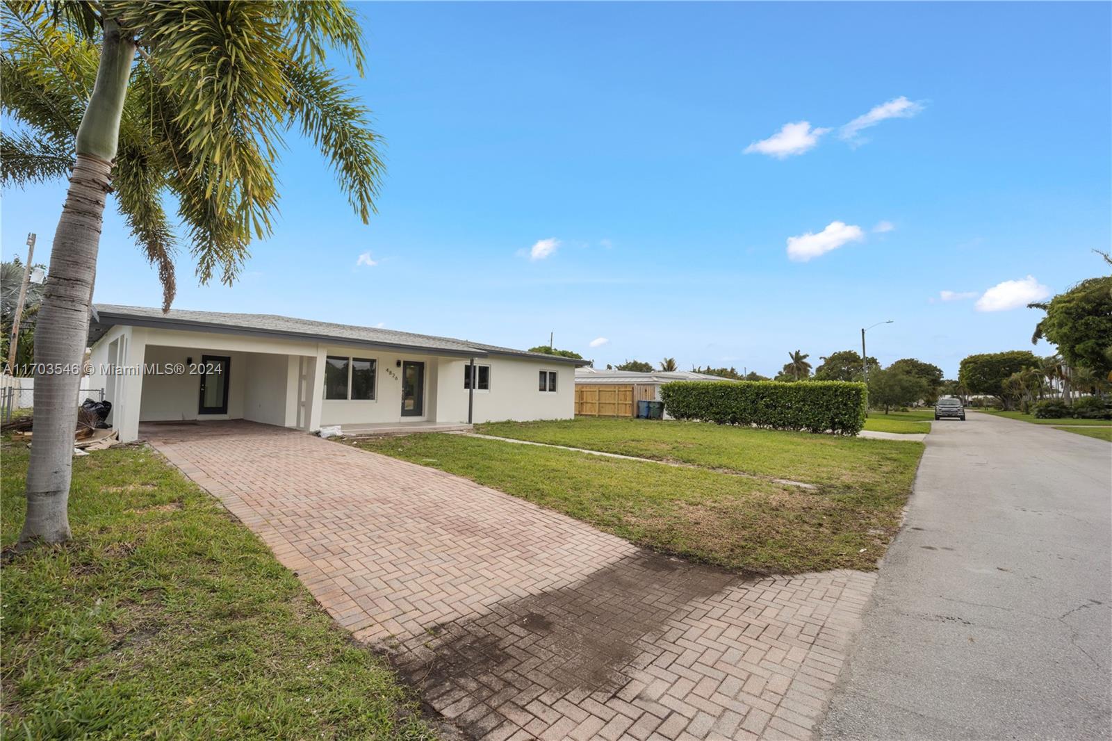 4826 NE 17th Ter