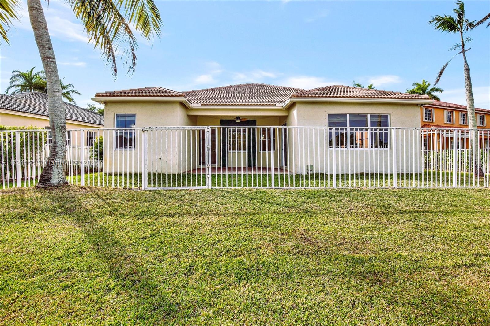 671 Nandina Dr