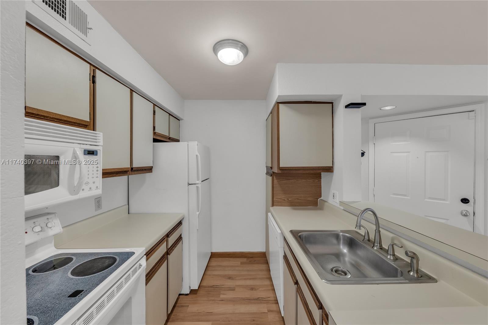 2736 S University Dr # 1103