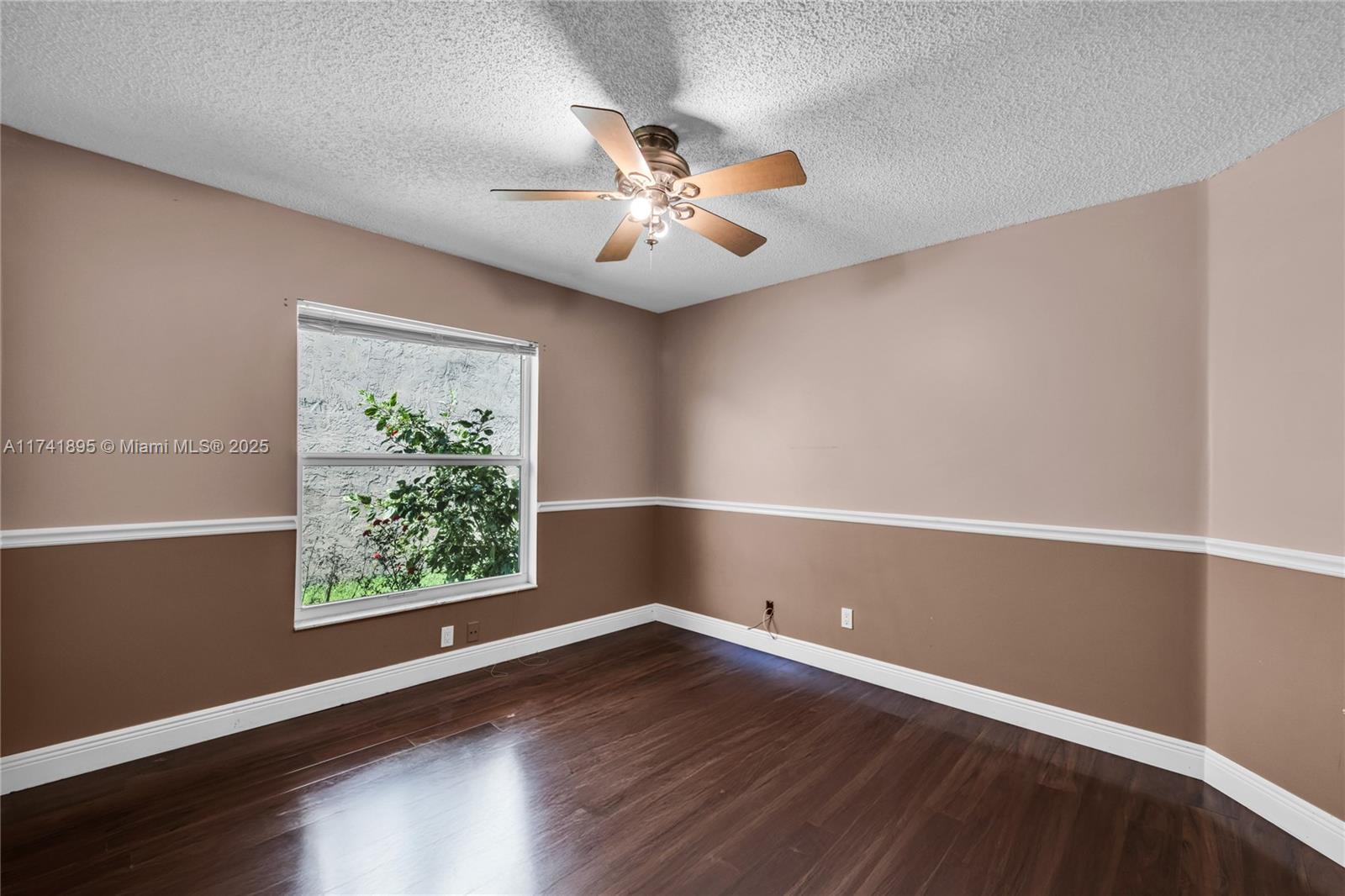 5212 NW 53rd Cir
