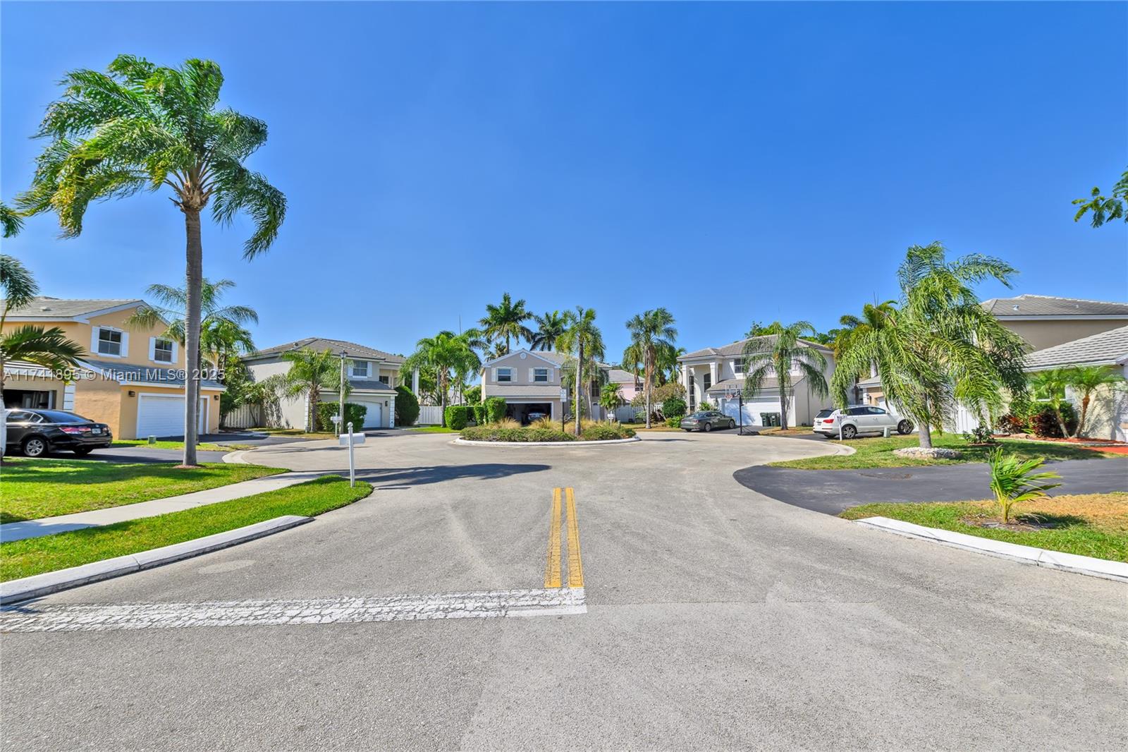 5212 NW 53rd Cir