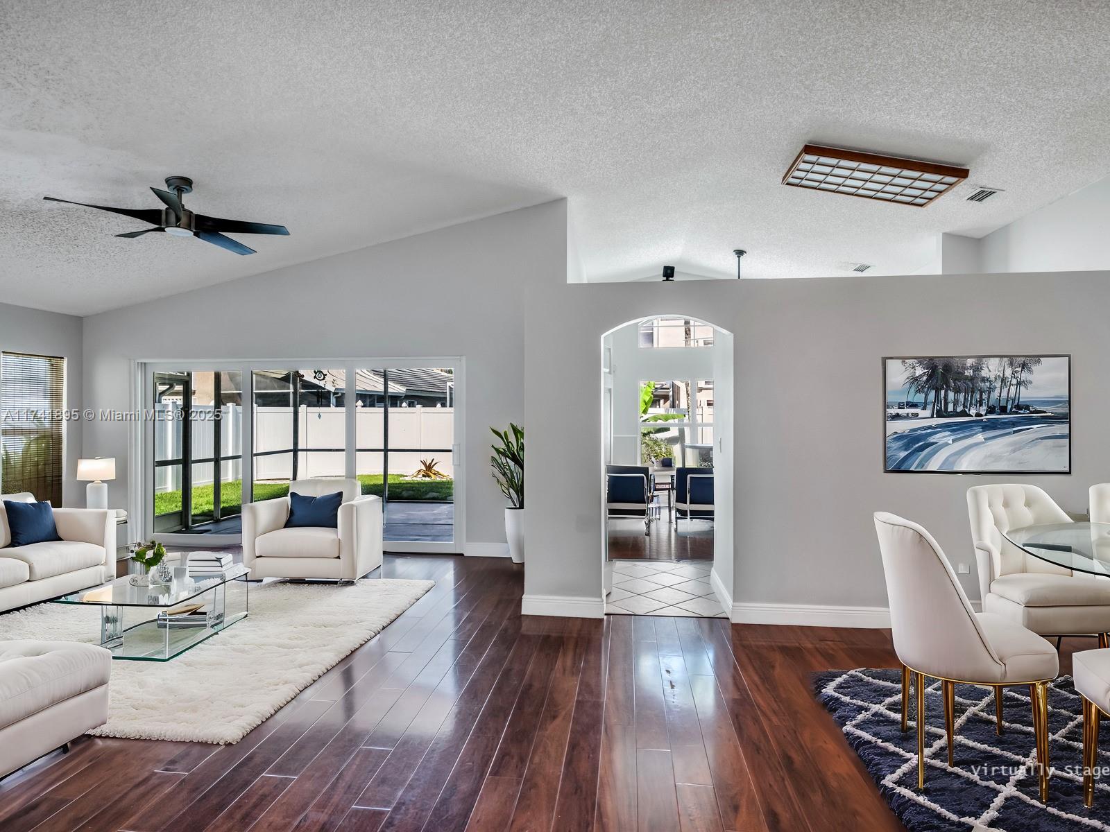 5212 NW 53rd Cir