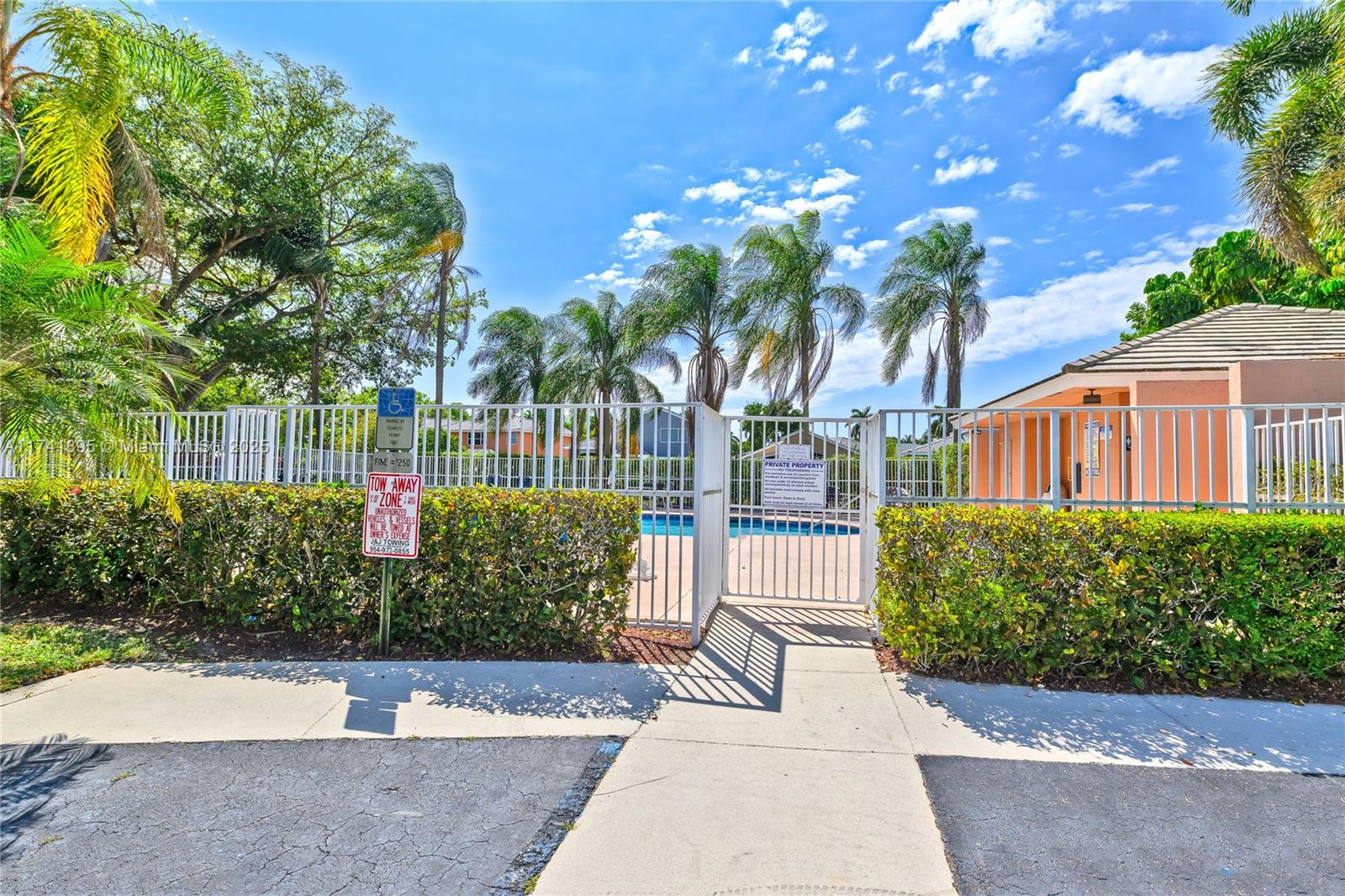 5212 NW 53rd Cir