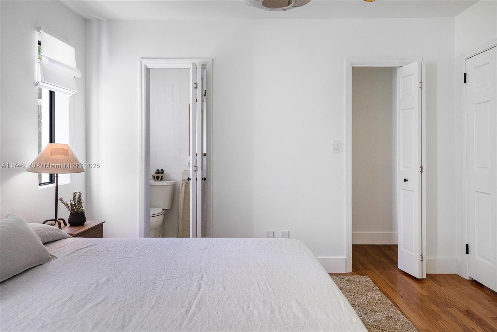 725 NE 72nd Ter