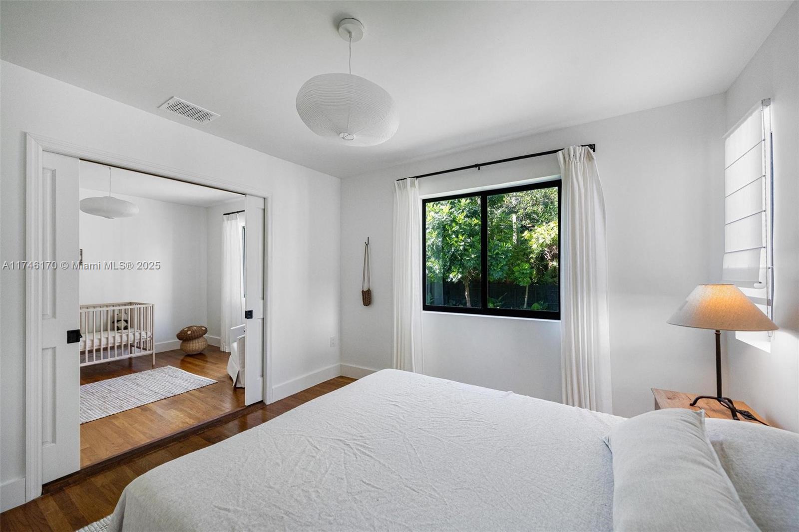 725 NE 72nd Ter