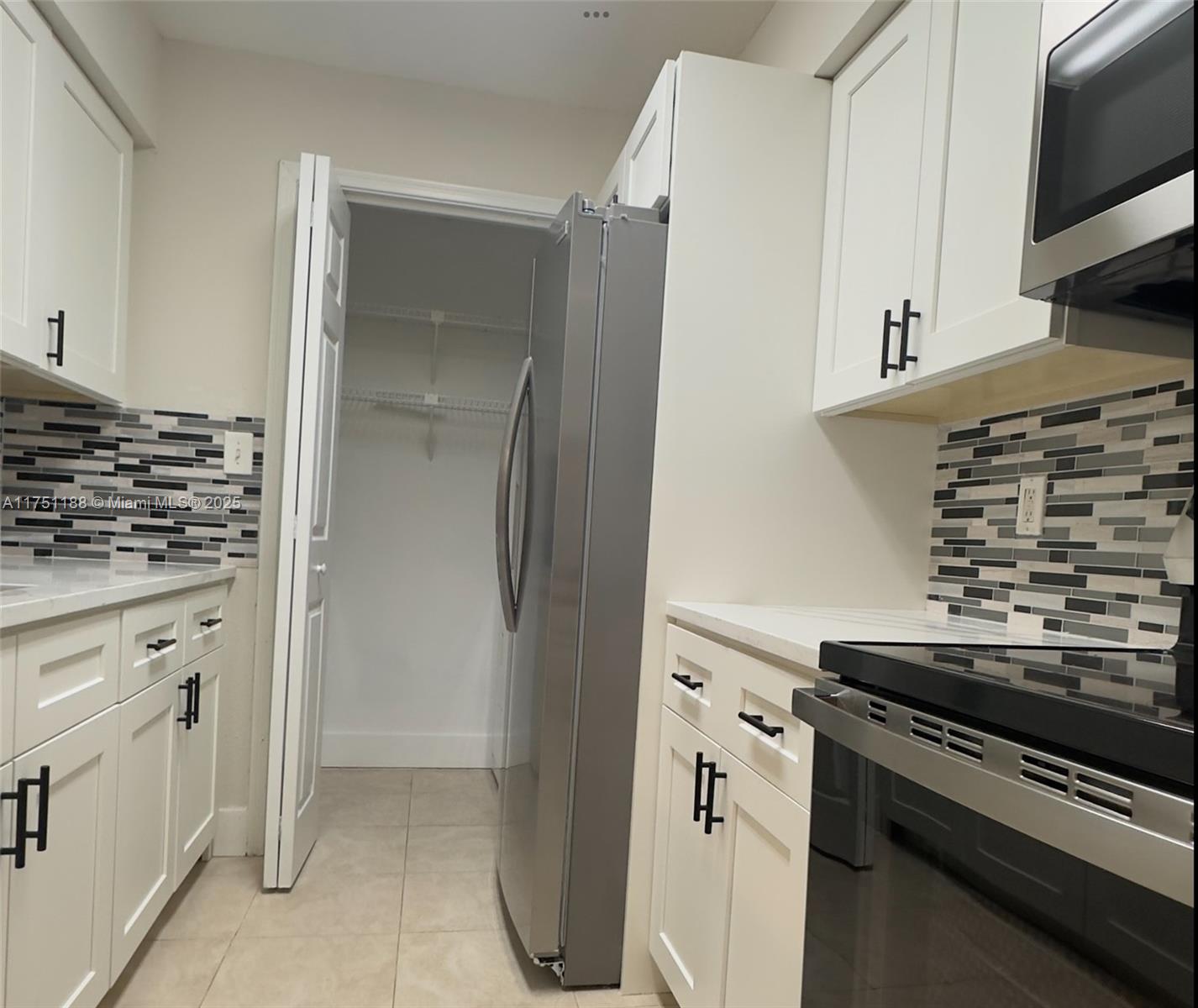 755 Riverside Dr # 1323