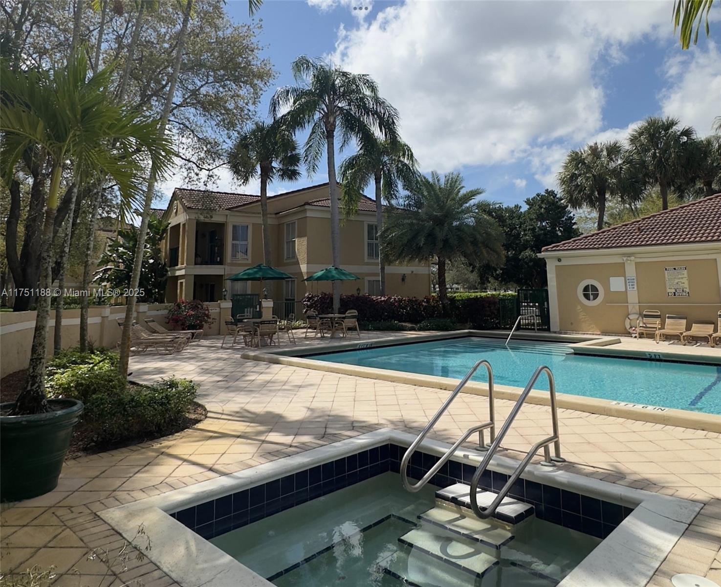 755 Riverside Dr # 1323