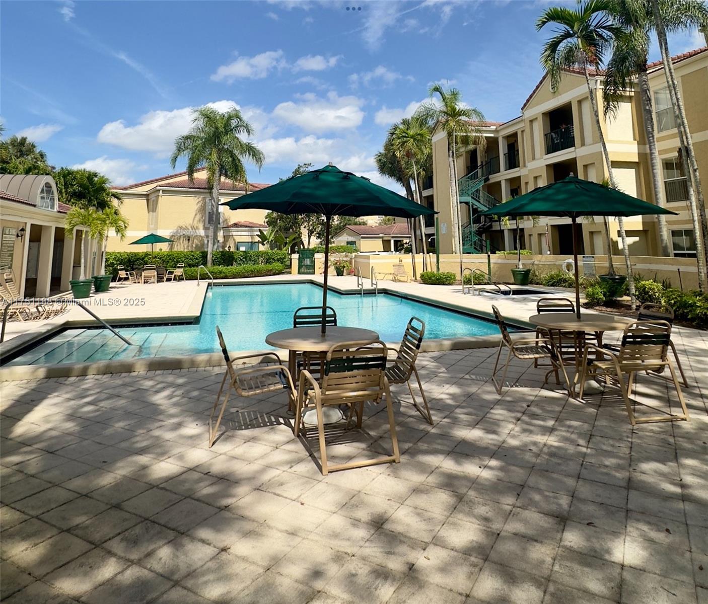 755 Riverside Dr # 1323